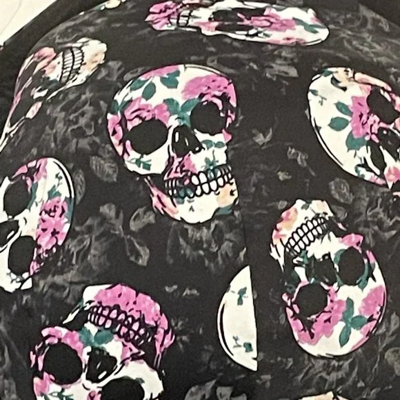 Torrid Curve Womens Wireless Bra Black Floral Skull Print Sz 46C - Picture 3 of 7